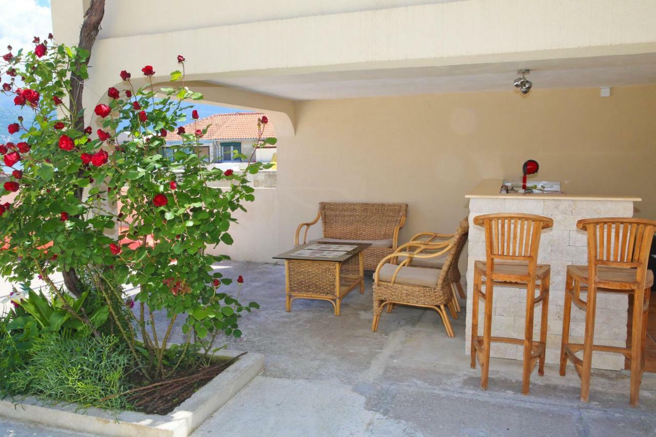 Dubravcevic Residence Τίβατ Εξωτερικό φωτογραφία